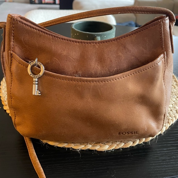 Fossil Tan Leather Crossbody Bag - Picture 4 of 11